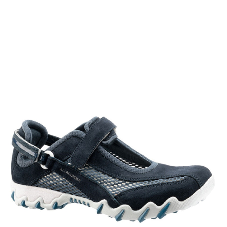 Womens Shoes